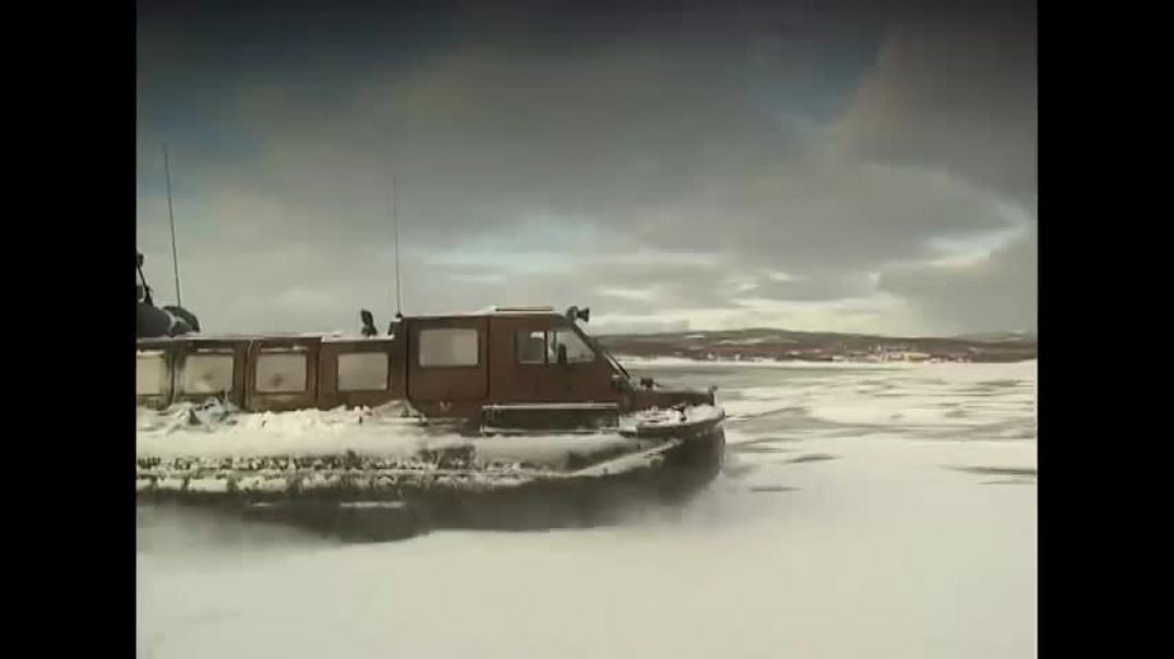 Hovercraft - Ultimate Amphibious Machine