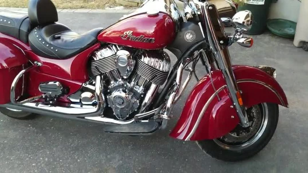⁣Indian Motorcycle - Springfield model with slip on Rinehart exhaust