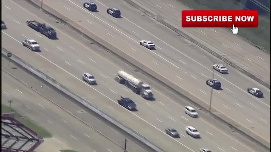 Dodge Hellcat Outruns Chopper in Houston Police Chase! Driver Almost Makes it