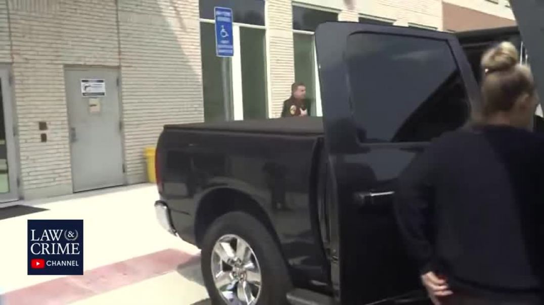 ⁣Video Shows Amber Heard Leaving Court After Devastating Loss