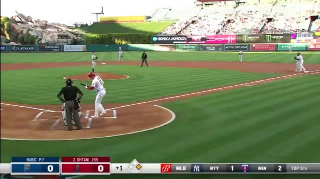 470 FEET FOR OHTANI! Shohei Ohtani CRUSHES a LONG homer against the Royals!