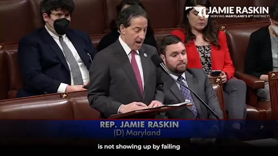 Marjorie Taylor Greene tries to heckle Jamie Raskin