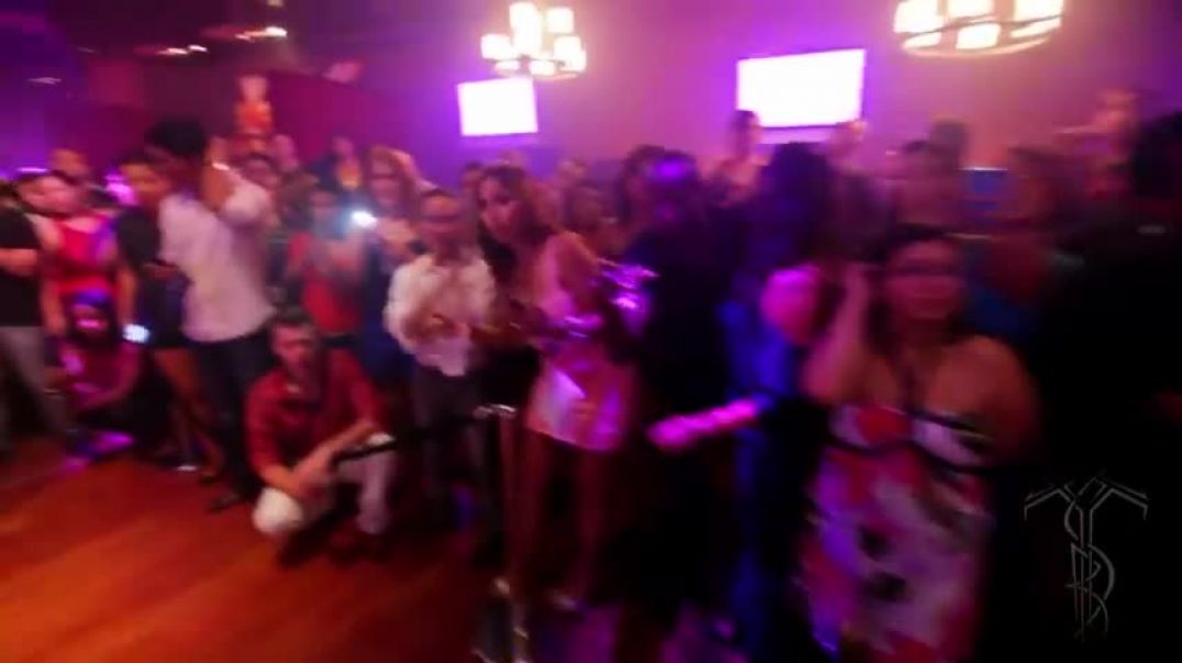 ⁣ATACA & LA ALEMANA Bachata Dance Performance 40 MILLION VIEW PARTY At THE SALSA ROOM