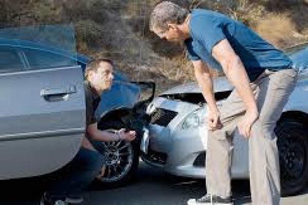 HOW TO FILE A INSURANCE AUTO ACCIDENT CLAIM