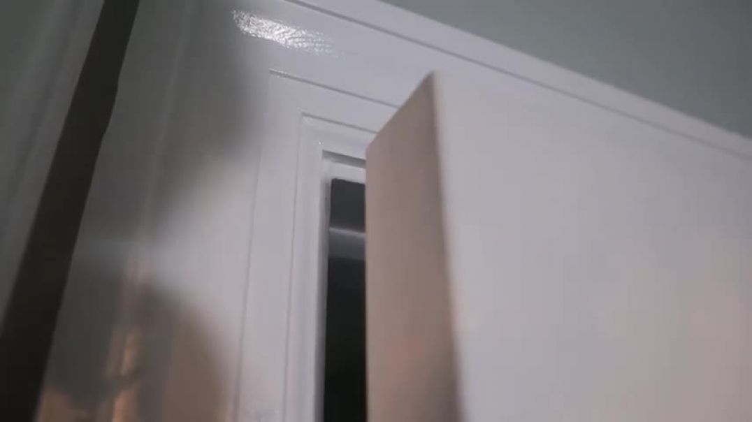 ⁣How to Fix a Door That Won't Close! Door Hitting Top of Frame