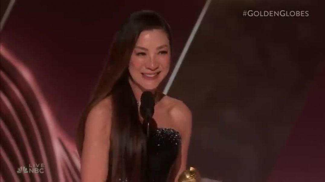 ⁣Michelle Yeoh Wins Best Actress in a Musical Comedy Motion Picture   2023 Golden Globe Awards on NBC