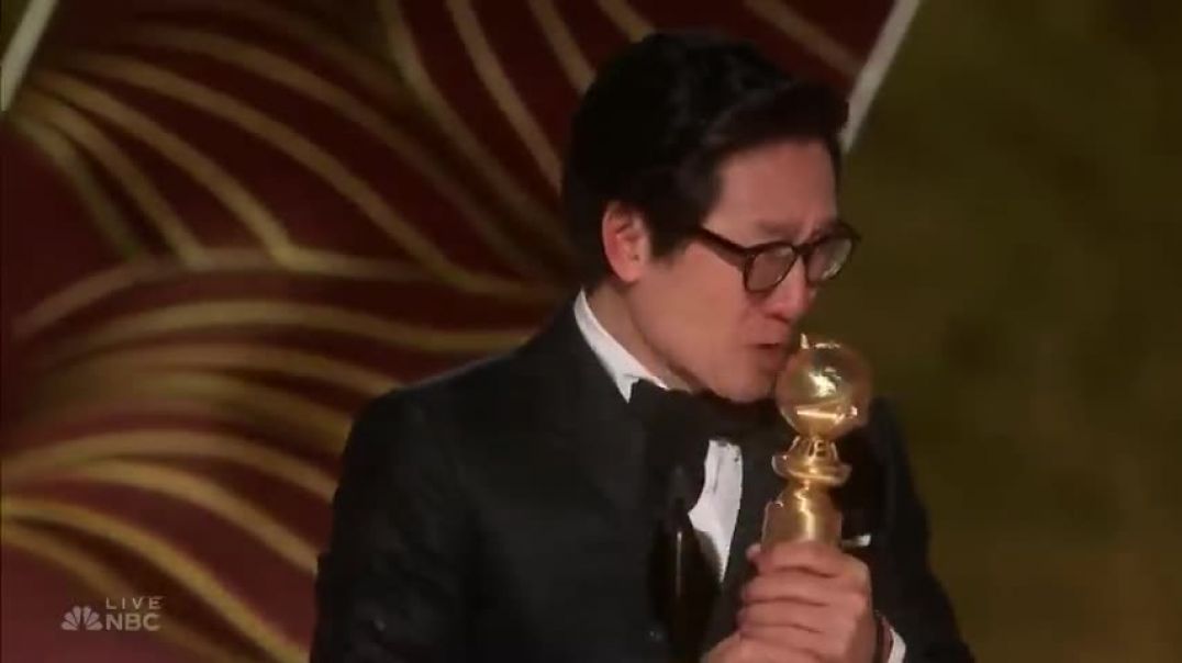 ⁣Ke Huy Quan Wins Best Supporting Actor in a Motion Picture   2023 Golden Globe Awards on NBC