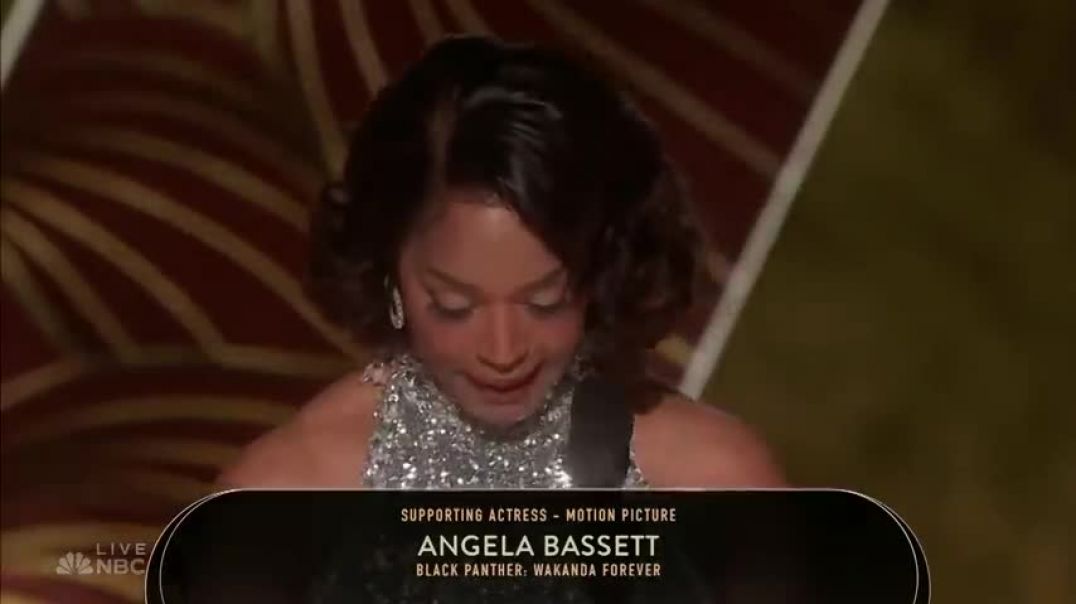 ⁣Angela Bassett Wins Best Supporting Actress in a Motion Picture   2023 Golden Globe Awards on NBC