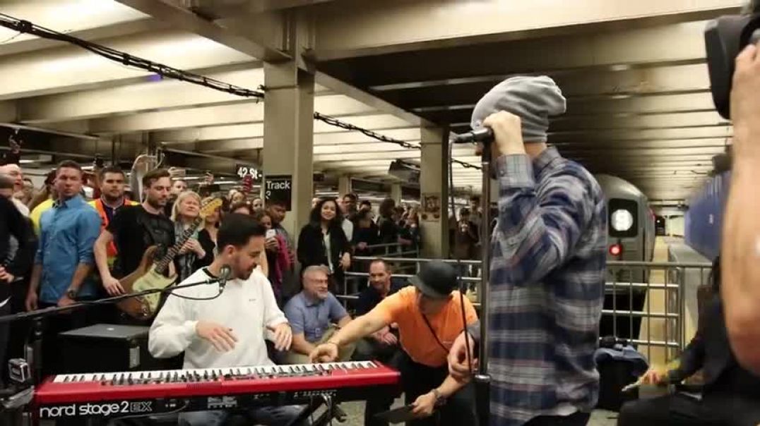 ⁣Linkin Park LIVE in Grand Central Station  In the End