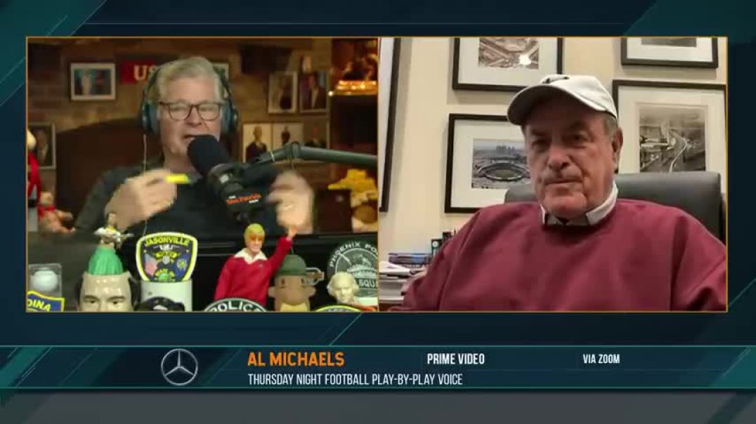 ⁣Al Michaels Reflects On Working With Tim McCarver   02 17 23