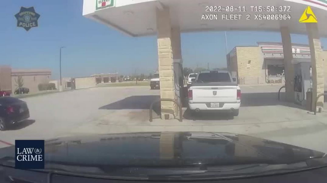 ⁣Texas Cops Bust Gas Thieves Attempting to Steal 250 Gallons at 7-11 Eleven