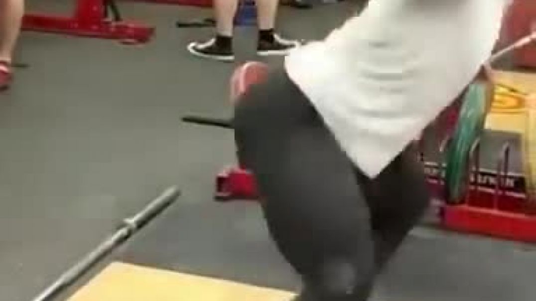 ⁣HEAVY LIFT CROSSFIT AND WEIGHTLIFTING STYLE   EPIC GYM FAILS