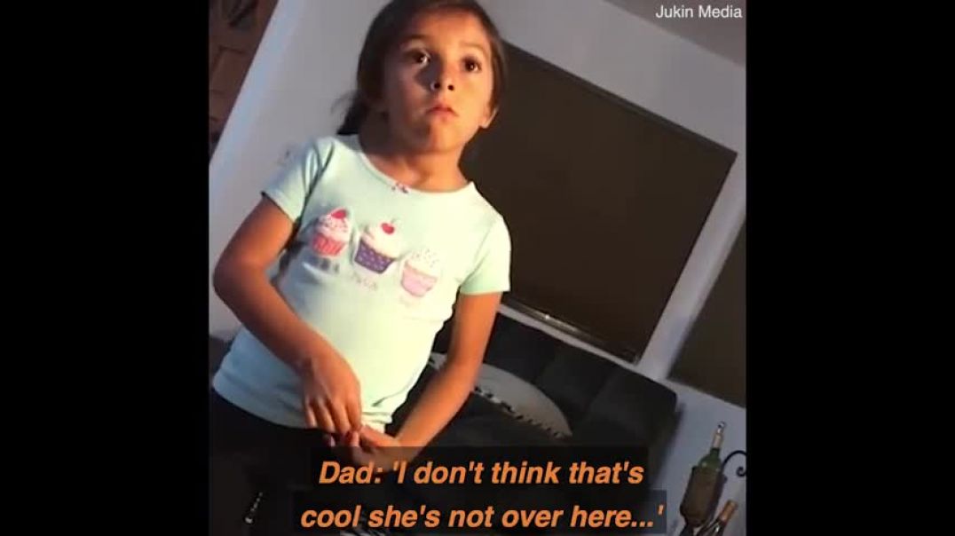 ⁣Hilarious moment little girl teaches dad how to be nice