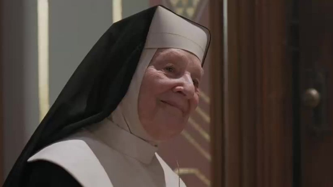 ⁣Sister Act Hail Holy Queen HD