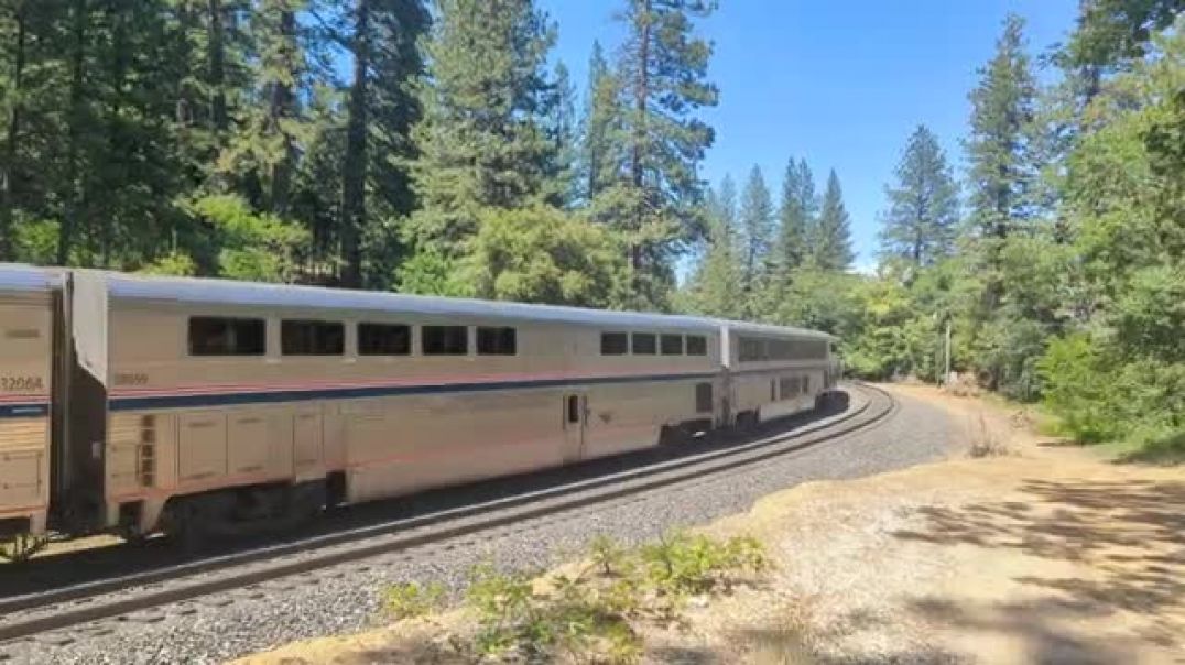 ⁣Amtrak in gold run CA