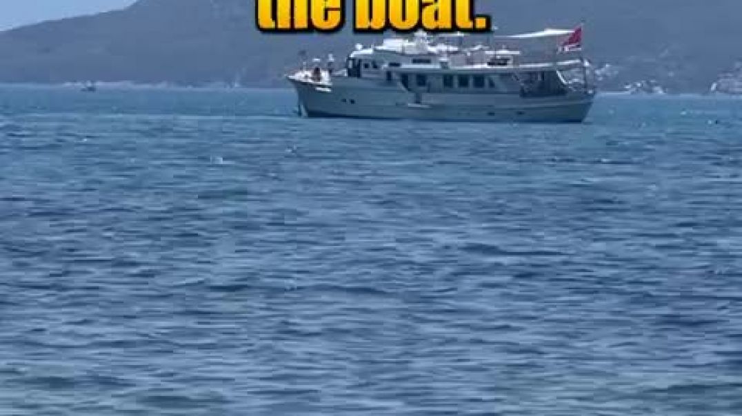 ⁣Super yacht stuck hard aground on a reef in Greece!  #superyacht #yacht #boatfail