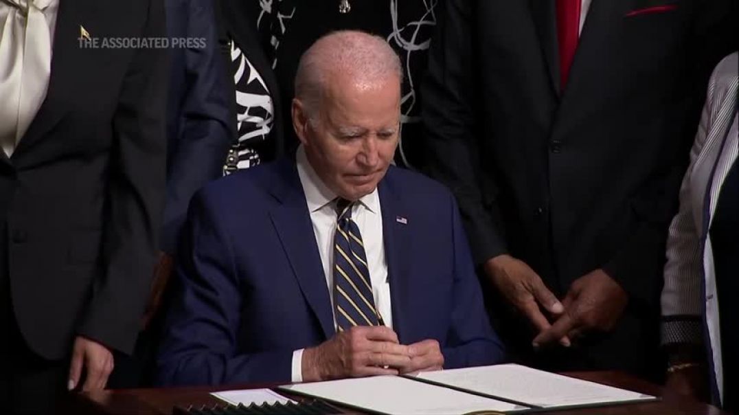 ⁣Biden honors Emmett Till and mother with a monument