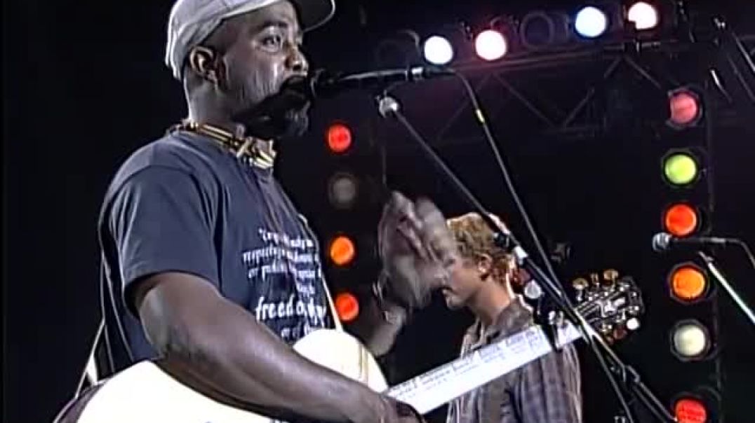 ⁣Hootie and the Blowfish - Only Wanna Be With You (Live at Farm Aid 1995)