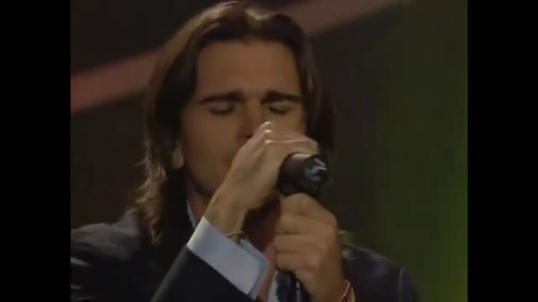 ⁣Juanes - Es Por Ti En Vivo Los 40 Principales 2005