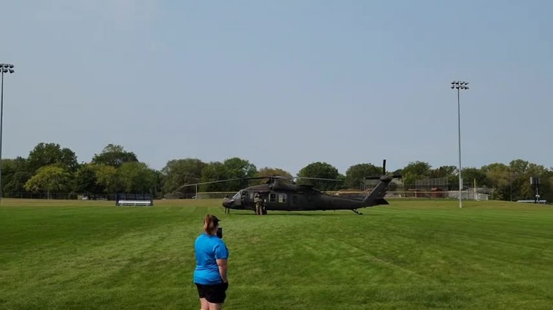 ⁣UH-60 Black Hawk Helicopter Takeoff