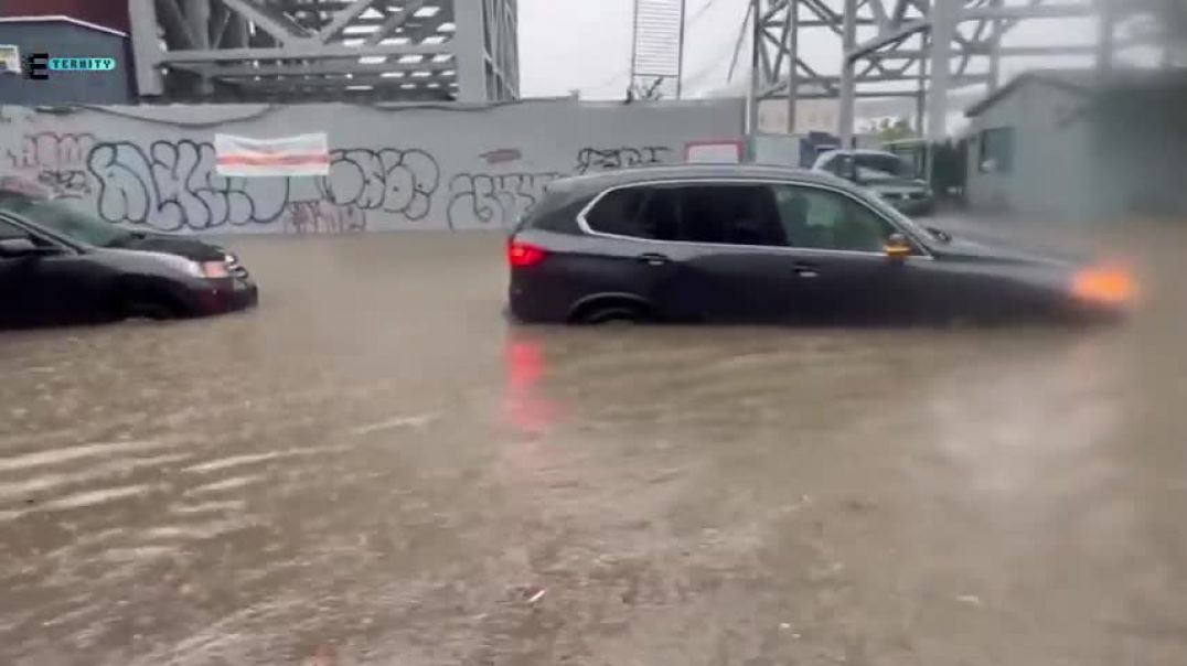 US is Totally paralyzed! Home, cars sink in Brooklyn - New York, New Jersey!