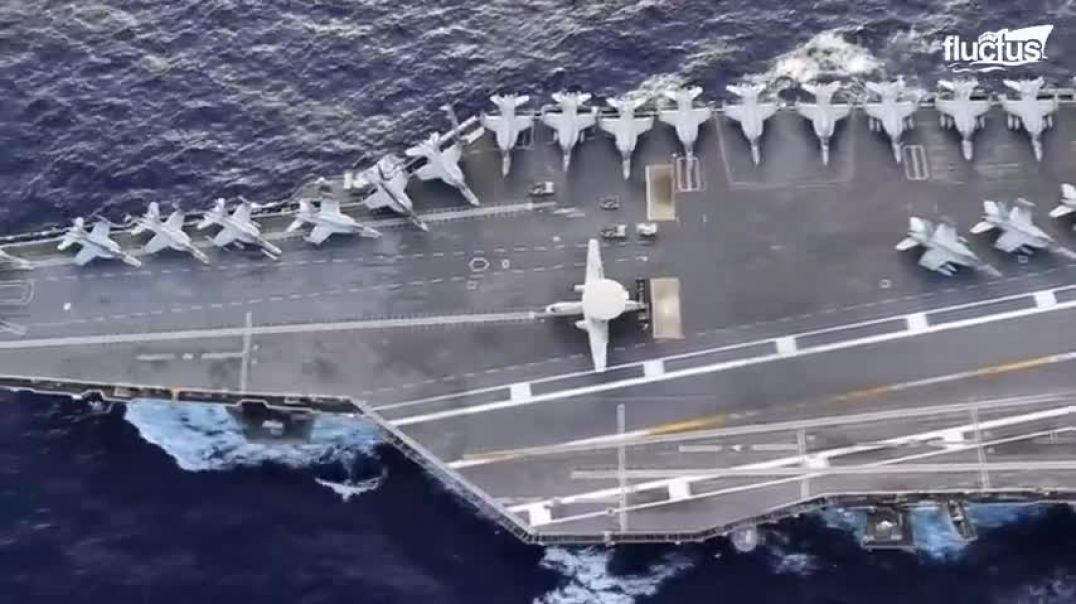 ⁣The Crazy Life Inside World’s Largest $13 Billion Aircraft Carrier in Middle of the Ocean