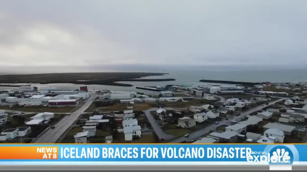 ⁣Volcano watch: Iceland's 'magma corridor,' explained | About That