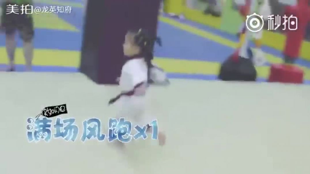 ⁣Lâm Thu Nam 林秋楠 Cập Nhật Weibo 6.11.04 Kungfu taekwondo của muội muội rất bổng