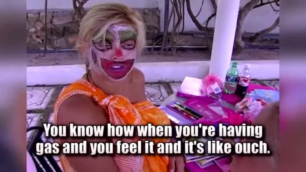 ⁣9-Year-Old Girl Who Painted Anna Nicole Smith's Clown Makeup Recalls Moment