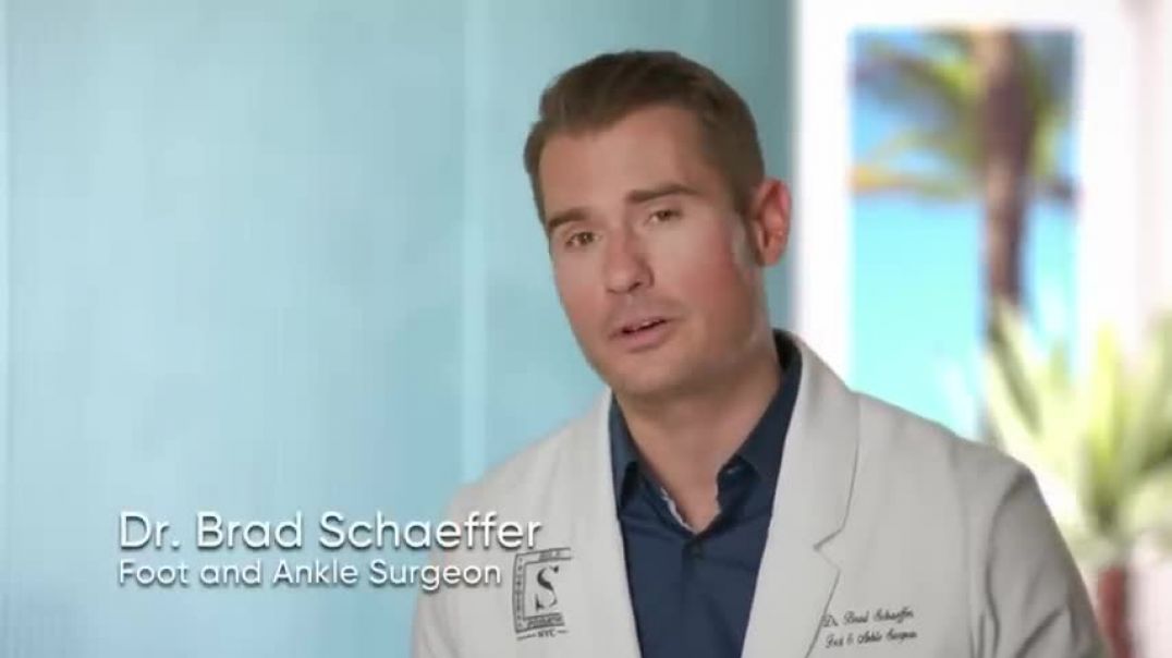 ⁣Dr. Schaeffer Removes Patient Toes-Nail Due To Bad Fungus | My Feet Are Killing Me