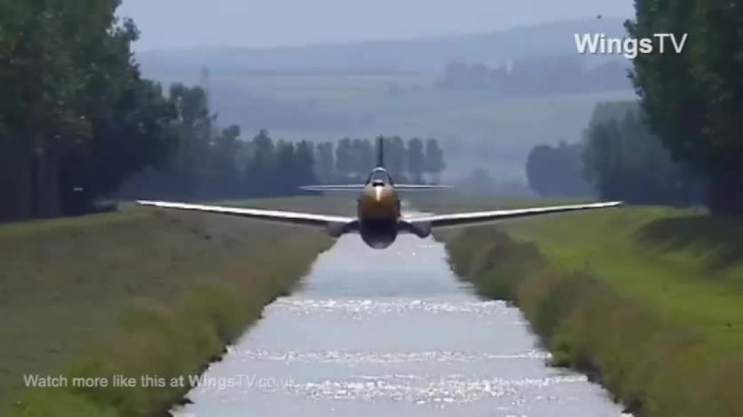 Breitling Fighters fly LOW down a canal - FULL SEQUENCE