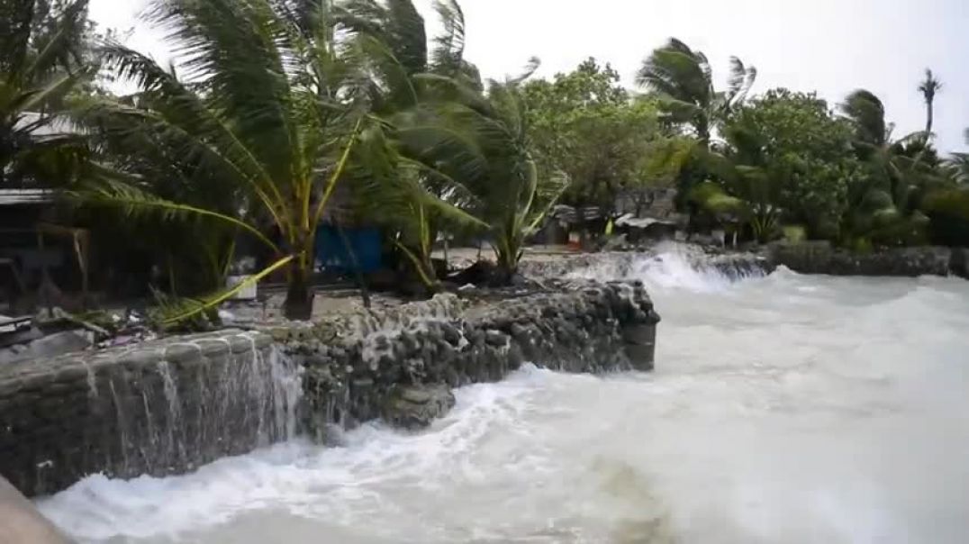 ⁣Kiribati Battling for Survival (Rising Sea Levels)