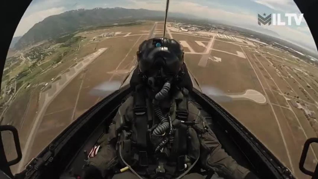 The Scary Tests Newbie Pilots Must Pass to Become a US Air Force Pilot