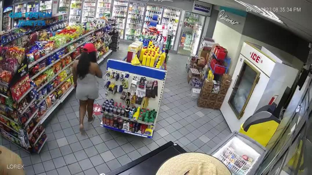 ⁣STEALING $200 STUFF GONE WRONG   THIEVES CAUGHT ON CAMERA   STEALING FAIL   GAS STATION THIEVES