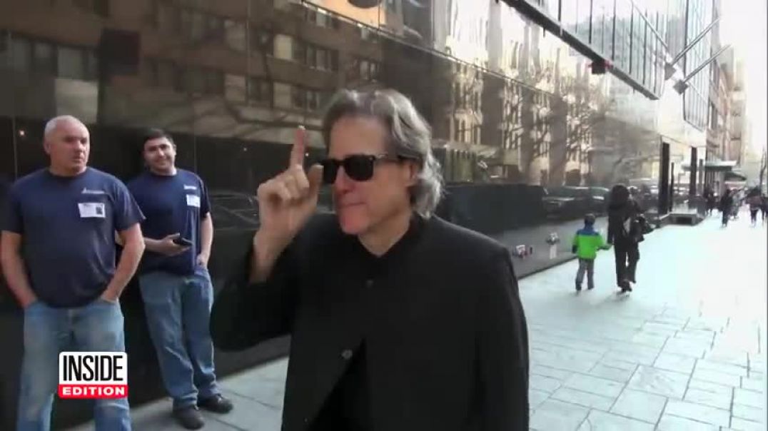 ⁣'Curb Your Enthusiasm' Actor Richard Lewis Dies at 76