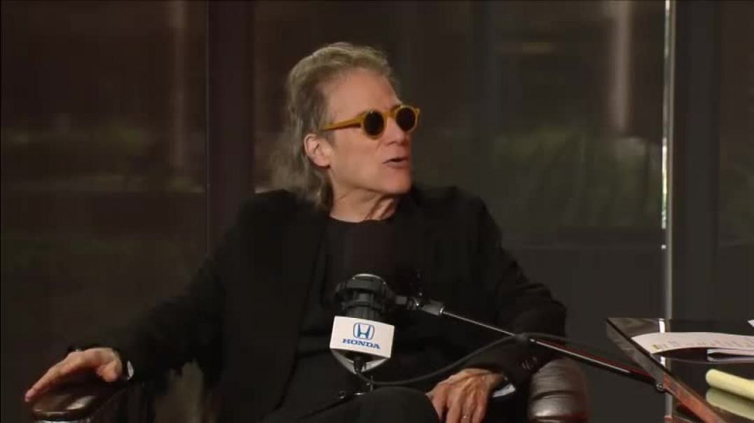 ⁣Actor/Comedian Richard Lewis on What It's Like to Dine with Larry David | The Rich Eisen Show