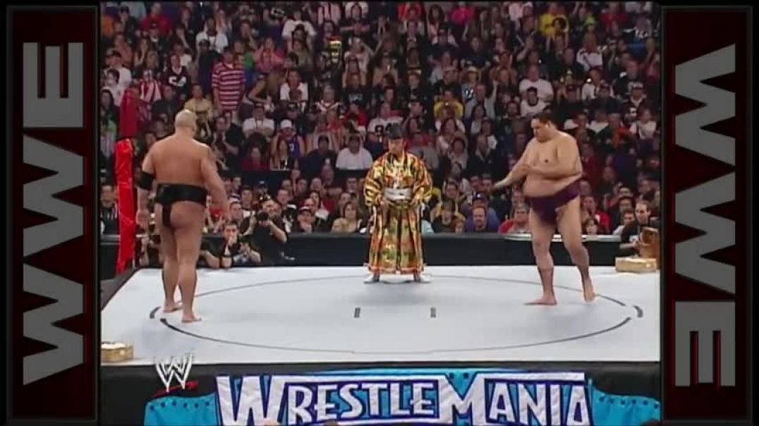 Big Show attempts to overpower sumo champion Akebono at