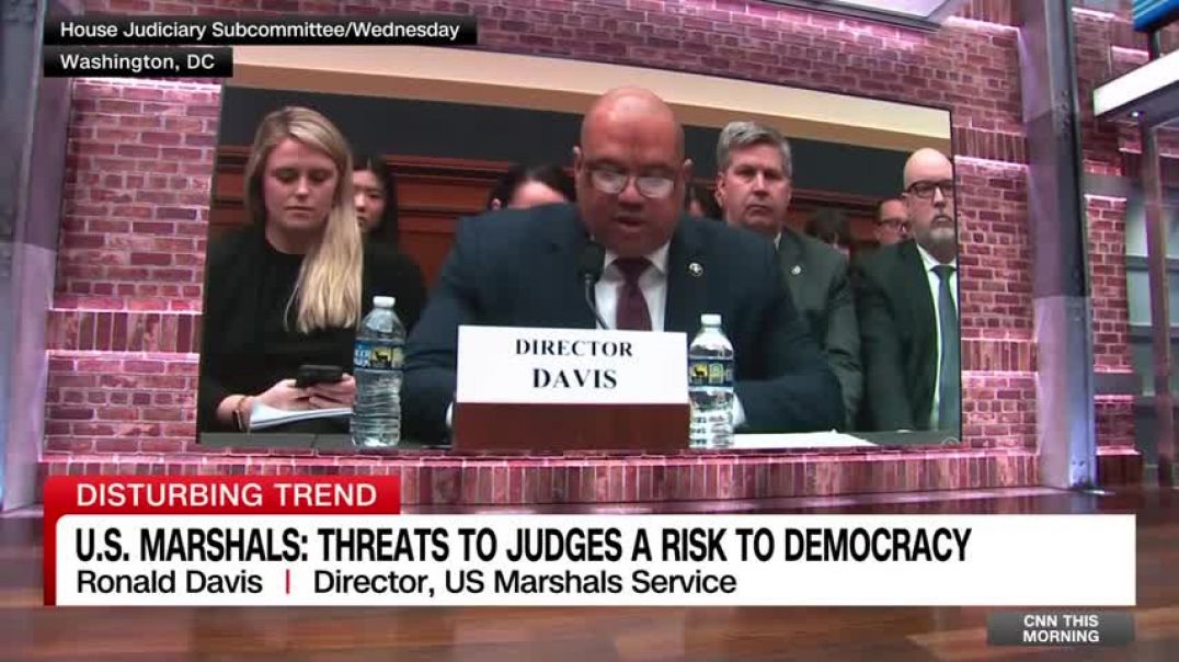 ⁣Head of US Marshals identifies an alarming trend and warns of a threat to democracy