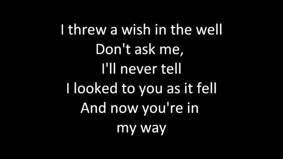 ⁣Carly Rae Jepsen - Call Me Maybe (Lyrics)