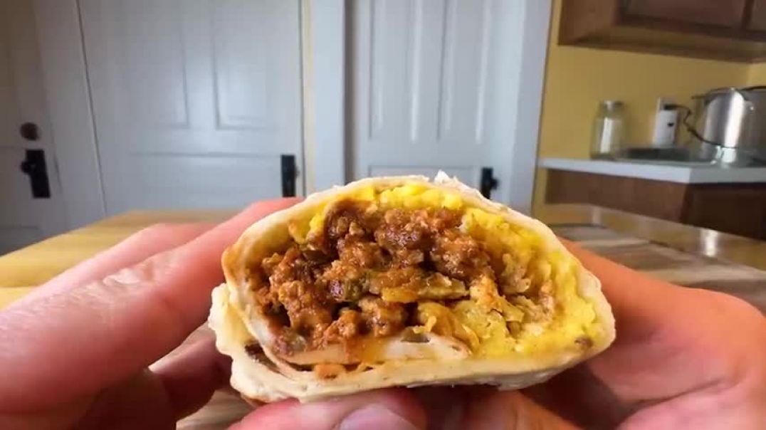 ⁣The Breakfast Burrito that CHANGED My Life   Meal Prep