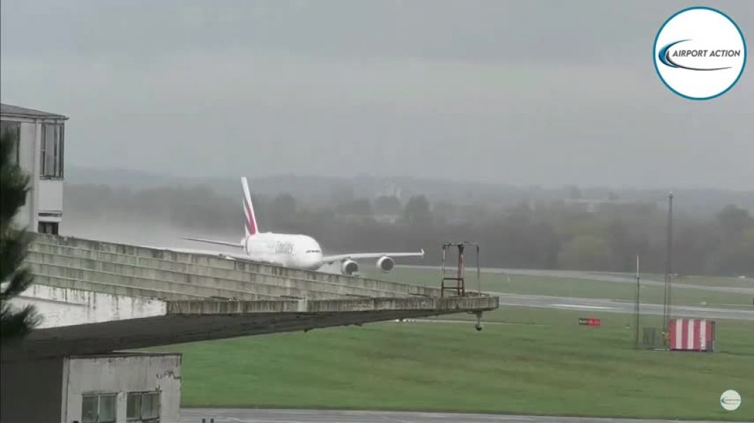 EMIRATES AIRBUS A380-800 MEGA SPRAY Take Off At Birmingham Airport ( BHX )