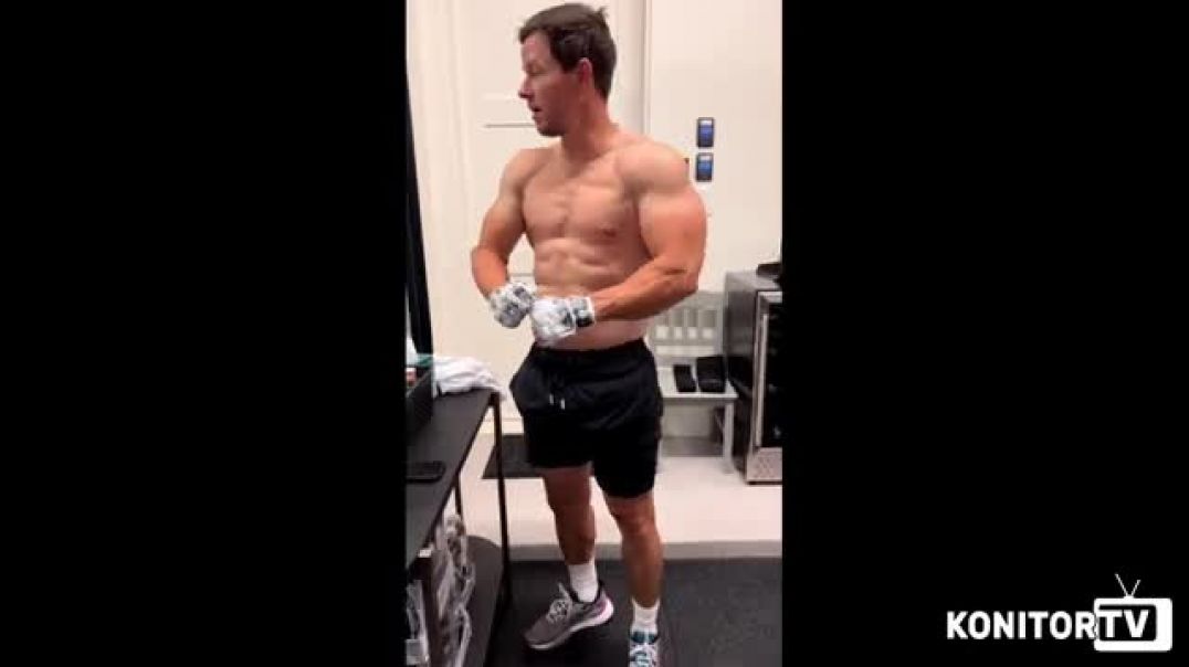 ⁣Mark Wahlberg's 4AM Workout Routine (Get Shredded Like The Rock)