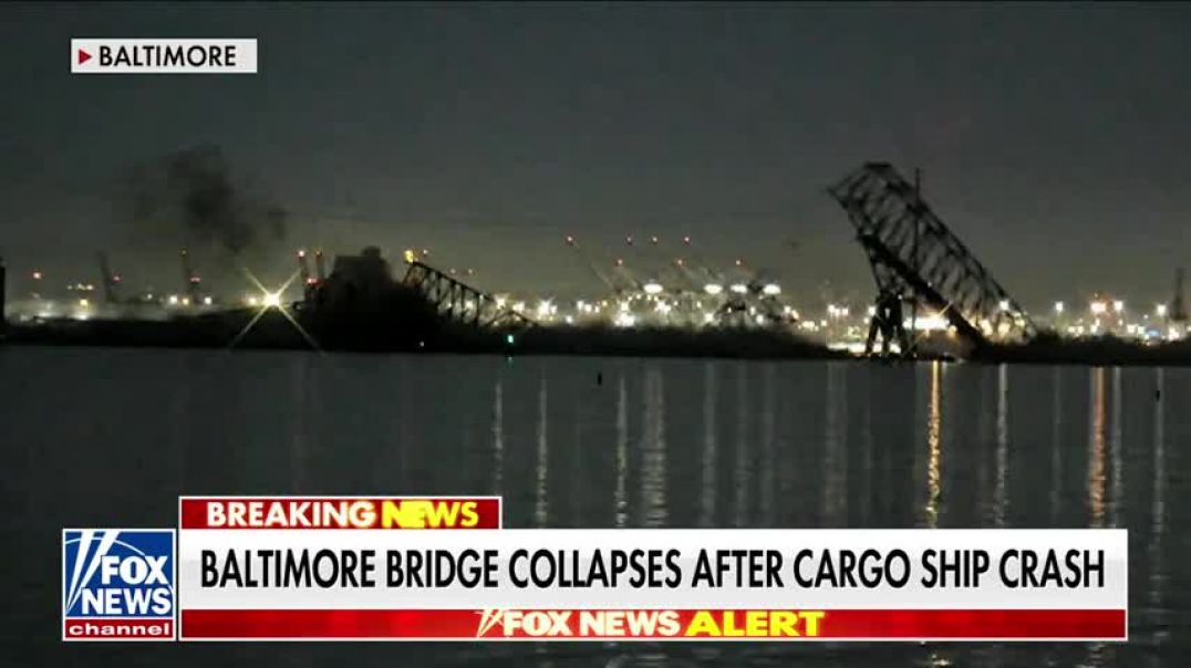 ⁣About 20 people in the water after Baltimore bridge collapse