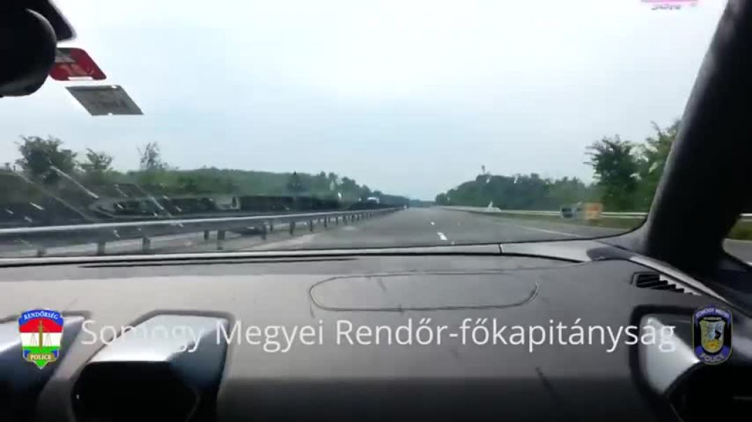 ⁣Lamborghini Horror-Crash mit 300 km h Ungarische Polizei veröffentlicht Abschreckungs-Video