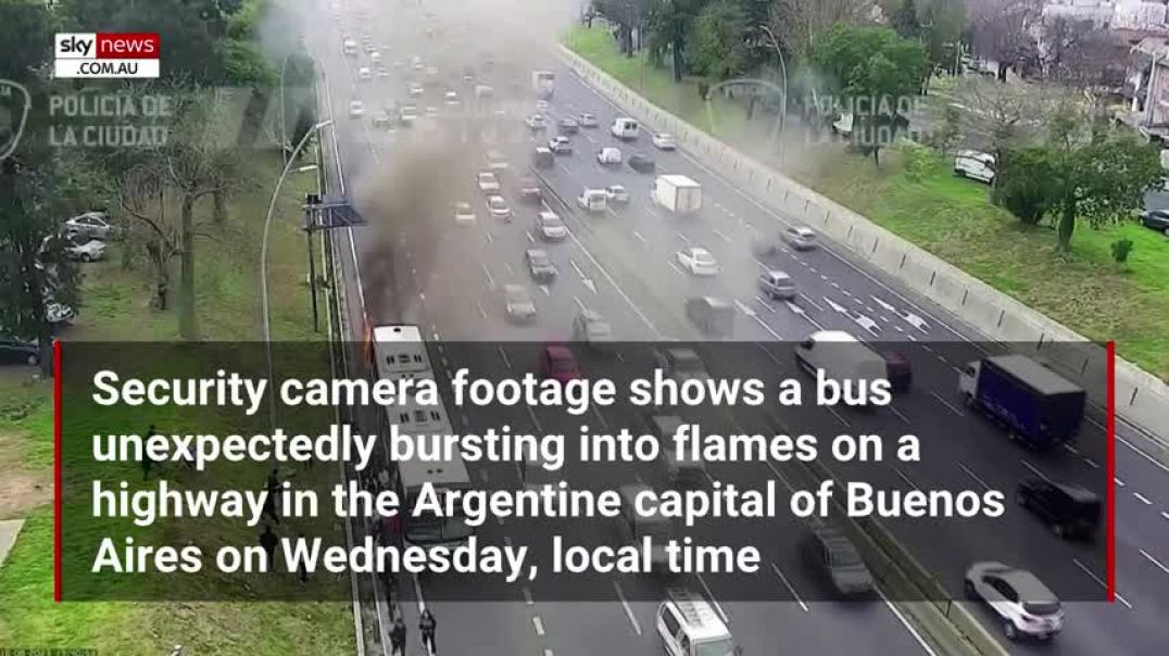 ⁣WATCH Passengers flee burning bus in Argentina