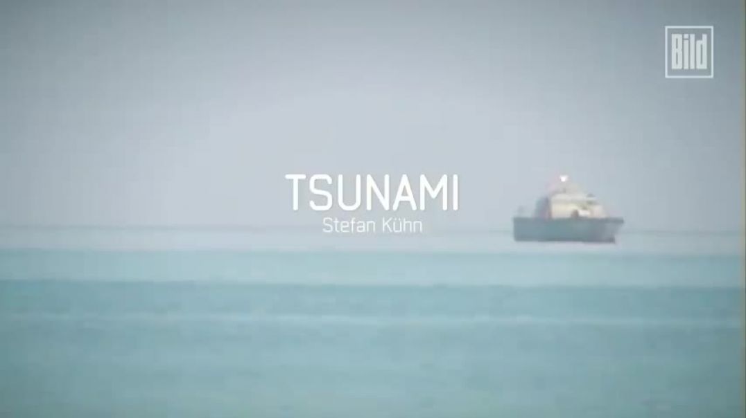 ⁣Tsunami in Thailand 2004   Eye witness footage