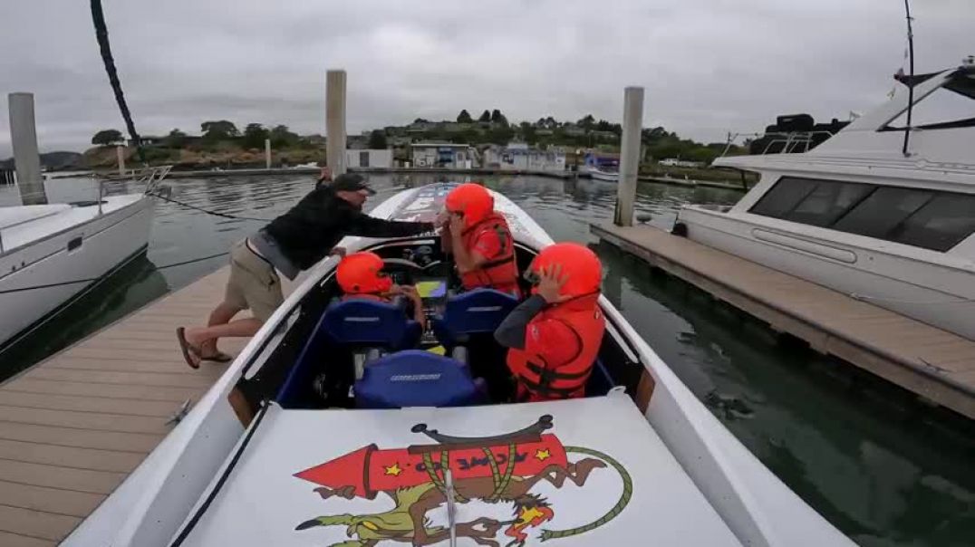 ⁣Patriotic Duty Racing breaks offshore powerboat world record from San Francisco to Marina del Rey CA