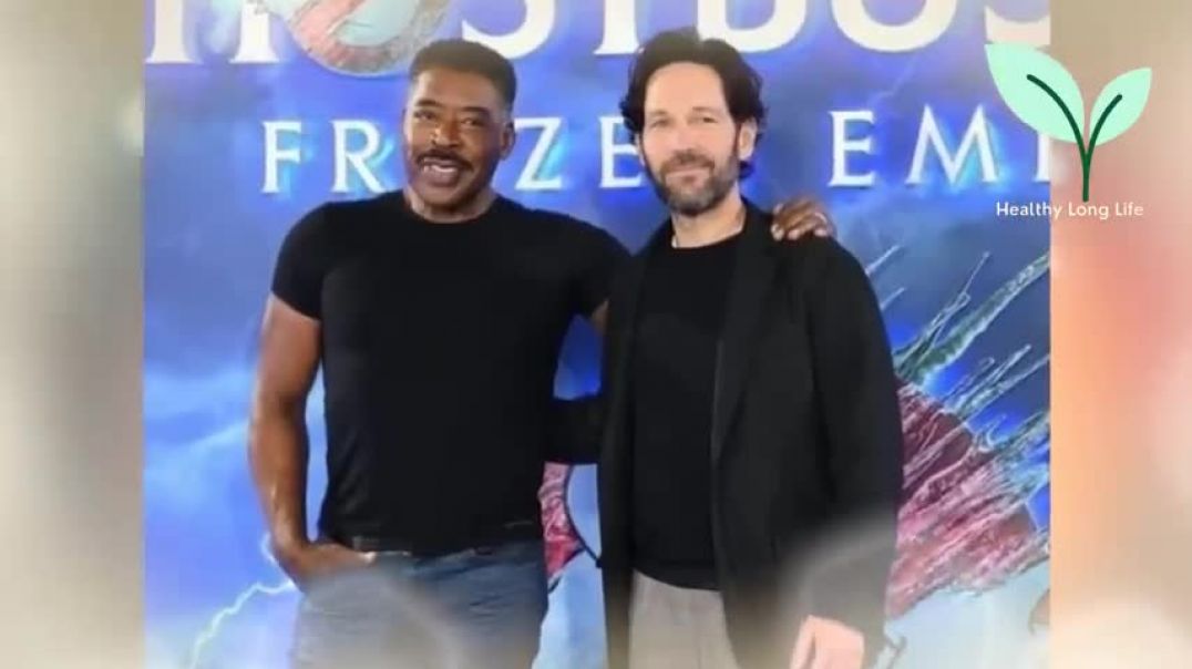 ⁣Ernie Hudson (78) still looks 45 I eat TOP 5 FOODS and Don't Get Old!