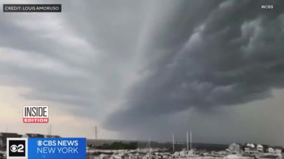 ⁣Man Dies of Lightning Strike Trying to Warn Kids of Impending Storm
