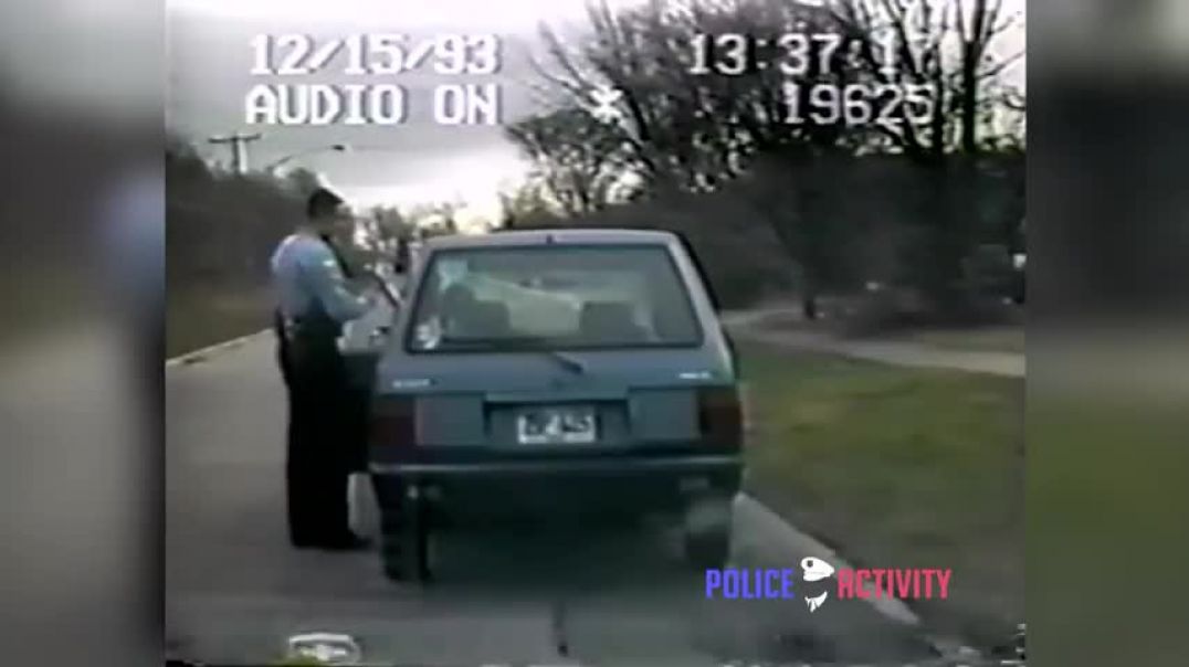 ⁣Woman Tries To Bite Officer As She Rages Over Traffic Ticket - 1993